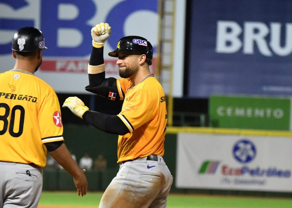 ¡La 500 de las Águilas! Bonifacio vacía las bases en el Quisqueya y las Estrellas barren la miniserie en San Francisco